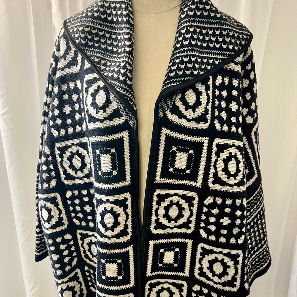 Joie Black and White Geometric Pattern Sweater